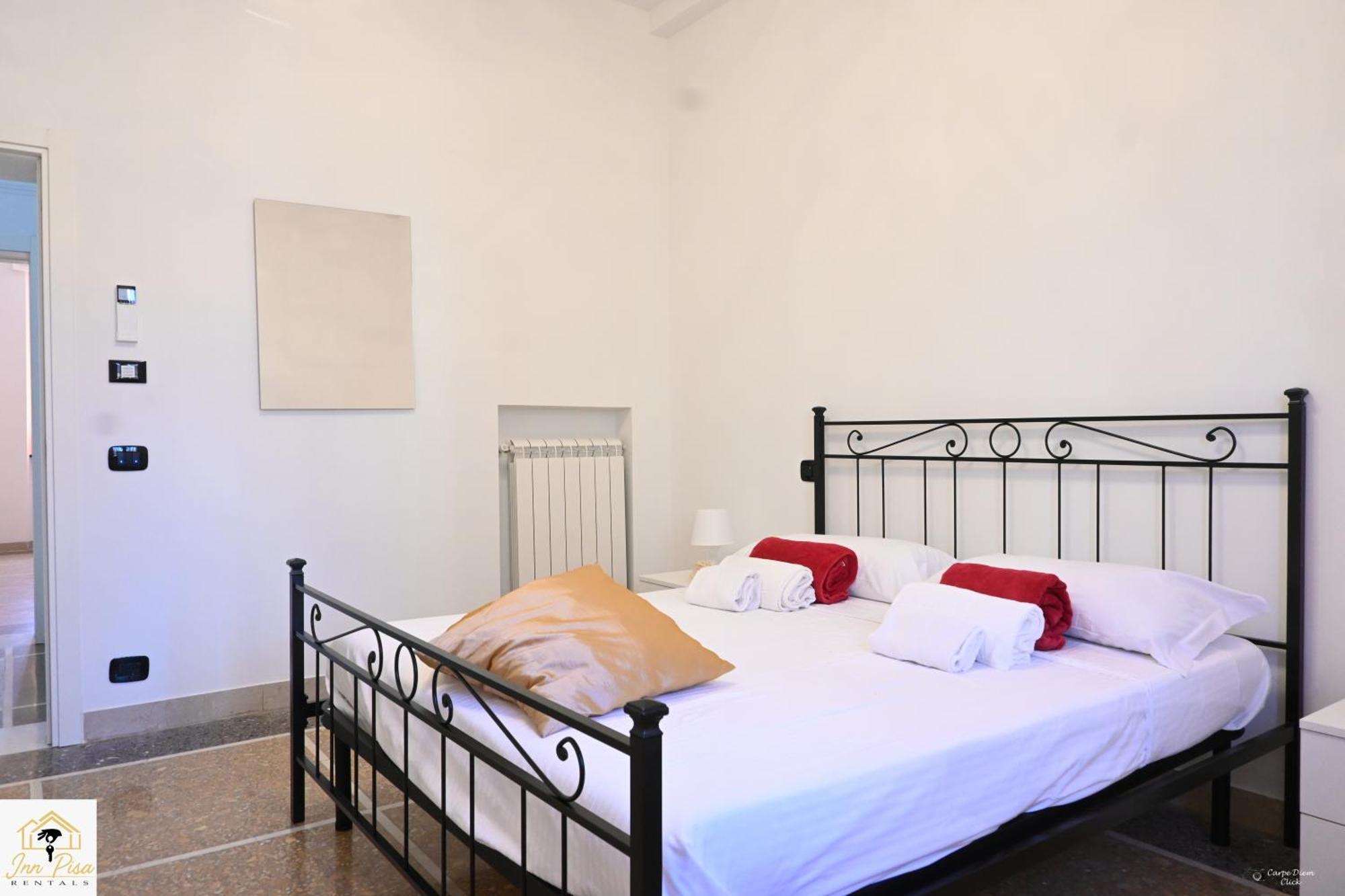 Inn Pisa Rentals 2- Starlight Central Flat Bagian luar foto
