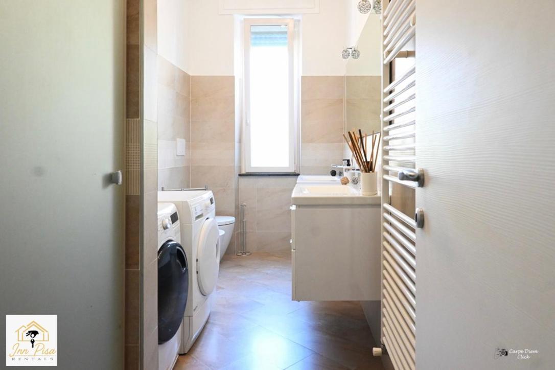 Inn Pisa Rentals 2- Starlight Central Flat Bagian luar foto