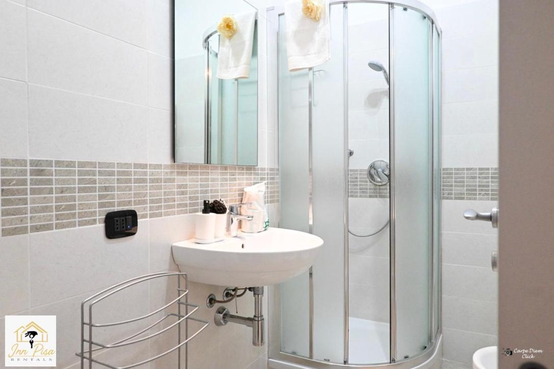 Inn Pisa Rentals 2- Starlight Central Flat Bagian luar foto