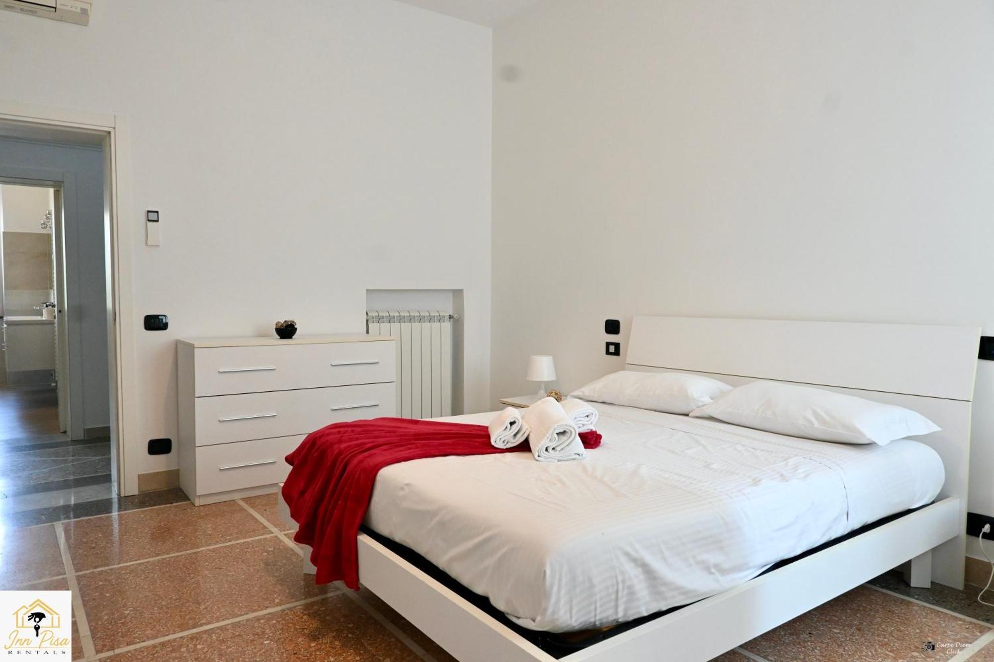 Inn Pisa Rentals 2- Starlight Central Flat Bagian luar foto