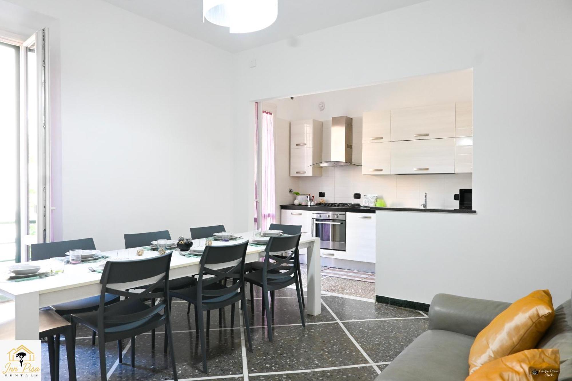 Inn Pisa Rentals 2- Starlight Central Flat Bagian luar foto