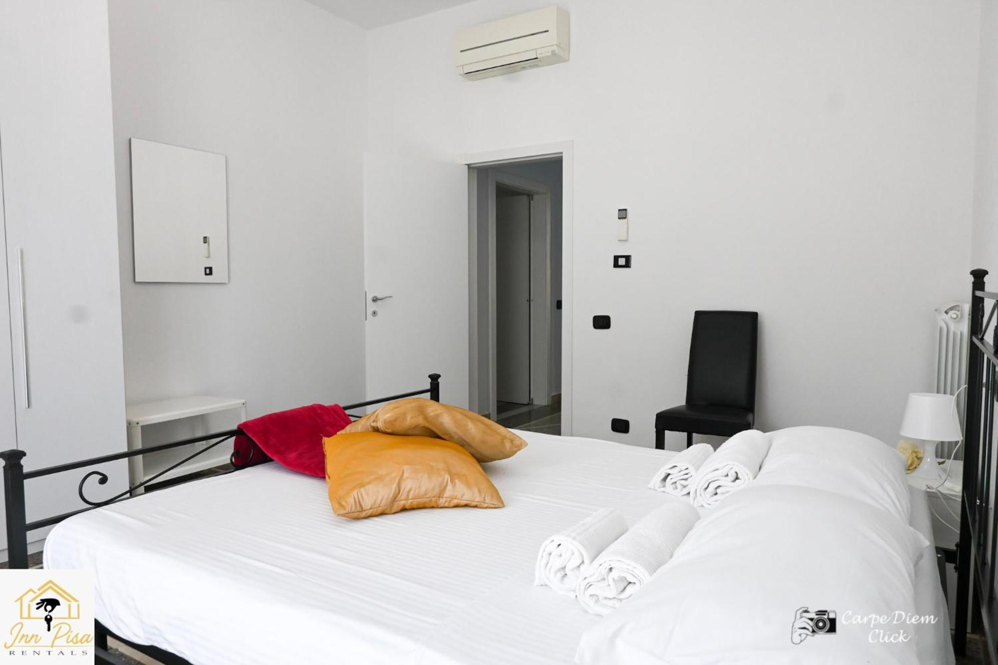 Inn Pisa Rentals 2- Starlight Central Flat Bagian luar foto